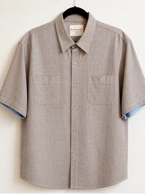 Weatherproof Men's Short-Sleeve Button-Up Shirt in Taupe with Blue Sleeve Lining